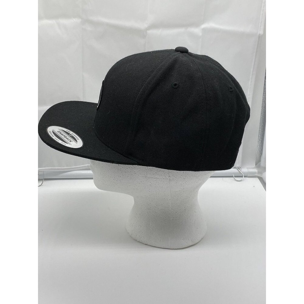 Volcom Black Flat Bill Adjustable Baseball Cap Hat Snap-back OSFM - Picture 4 of 7